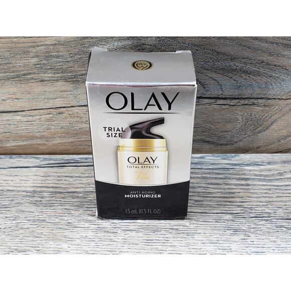 Olay Total Effects 7-In-One Anti-Aging Moisturizer Trial Size - Picture 1 of 4